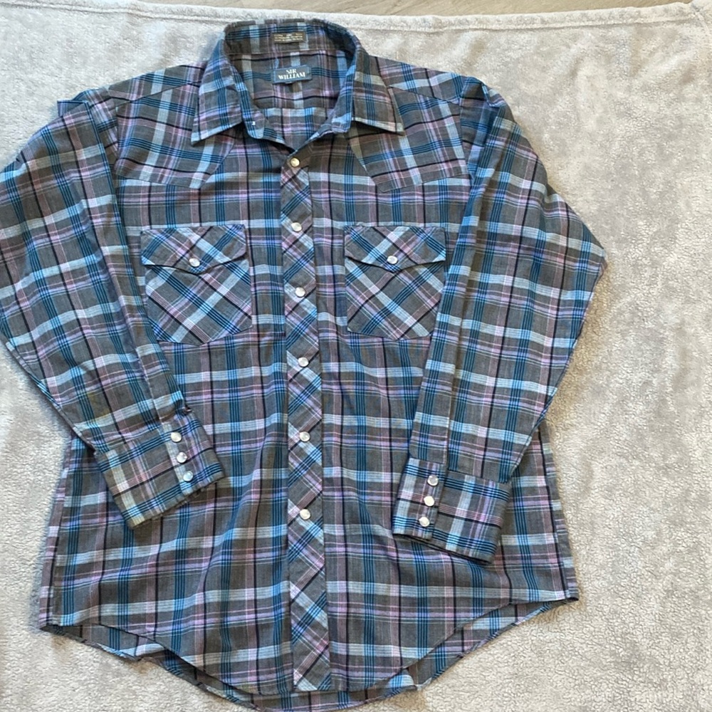 Sir William’s men’s dress shirt